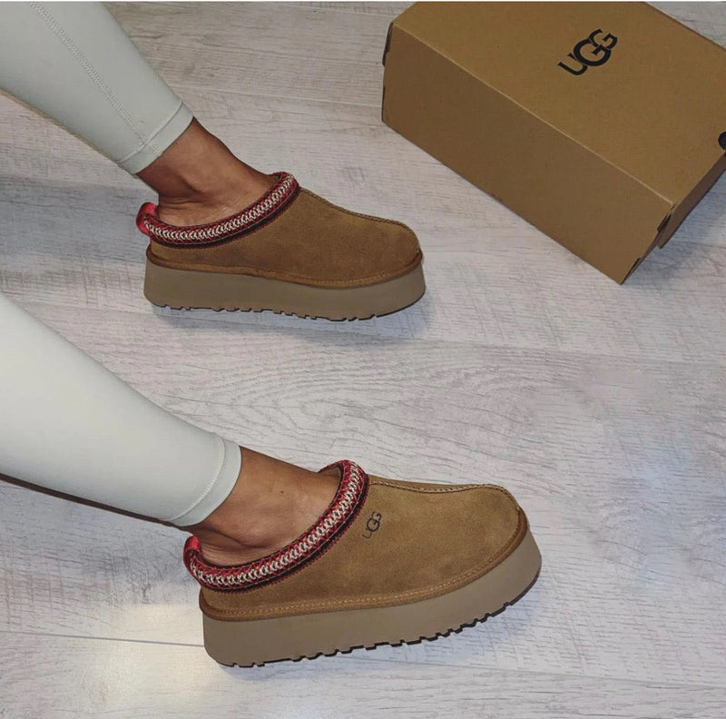 Zapatilla UGG Tazz Castaño